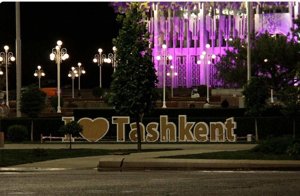 Apartment “Kamolon” Tashkent Exterior foto